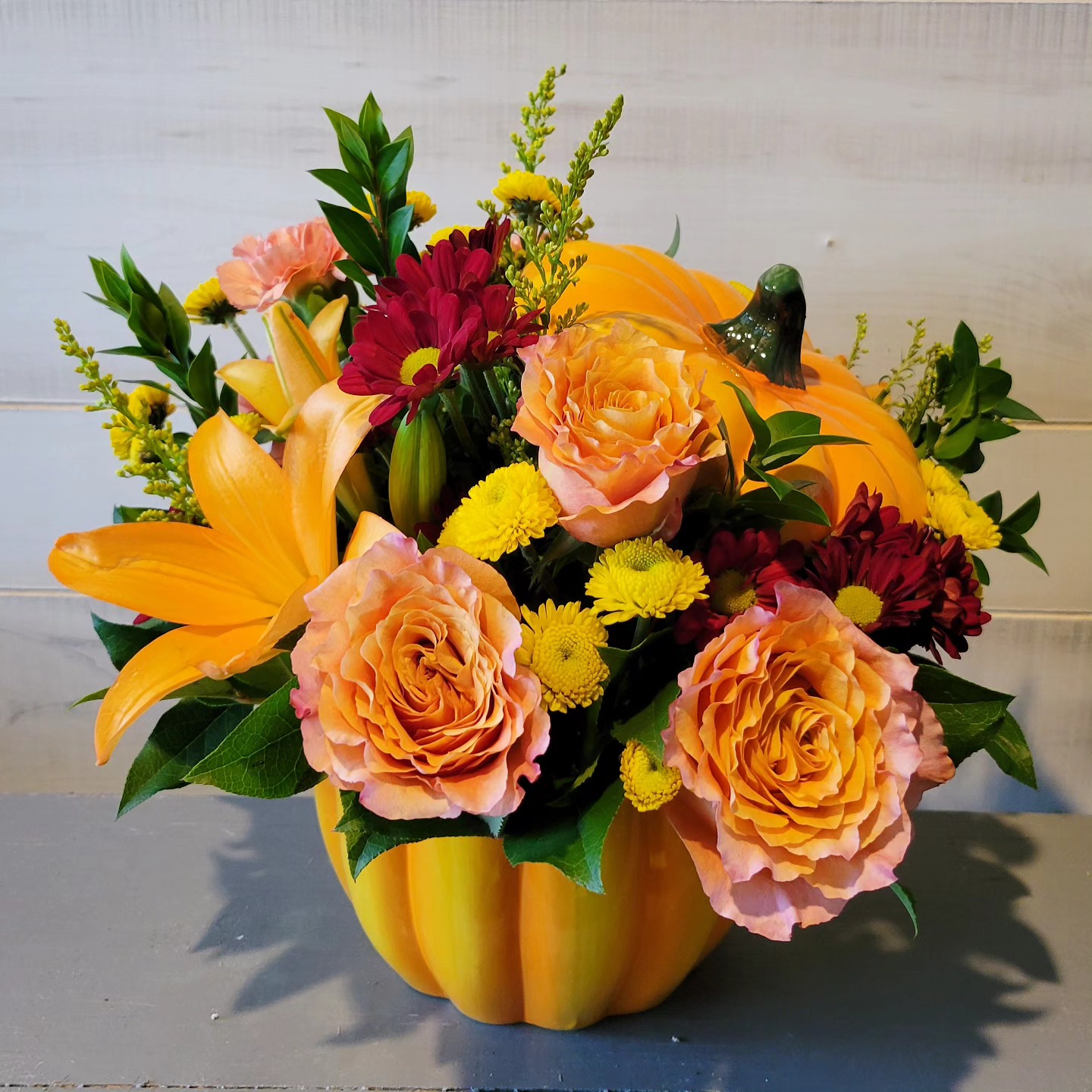 pumpkin flower arrangement