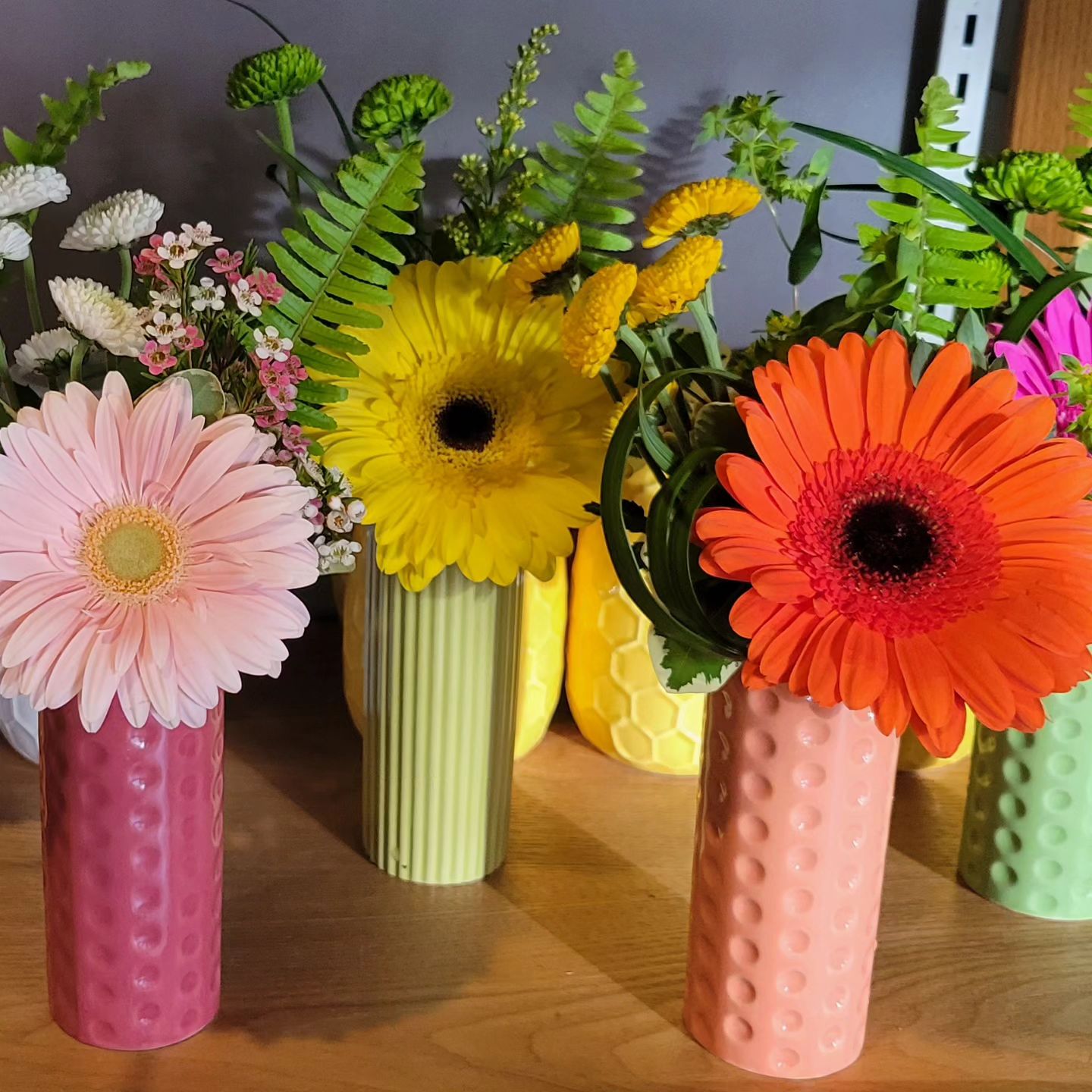 petite daisy arrangements